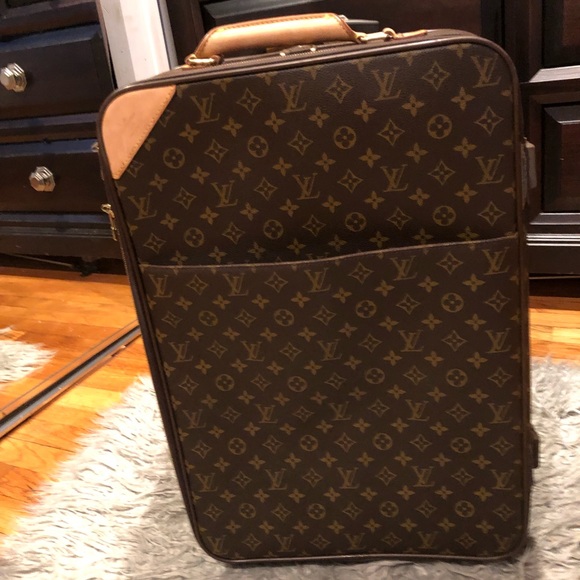 Louis Vuitton, Bags, Louis Vuitton Pegase 55 Monogram Suitcase